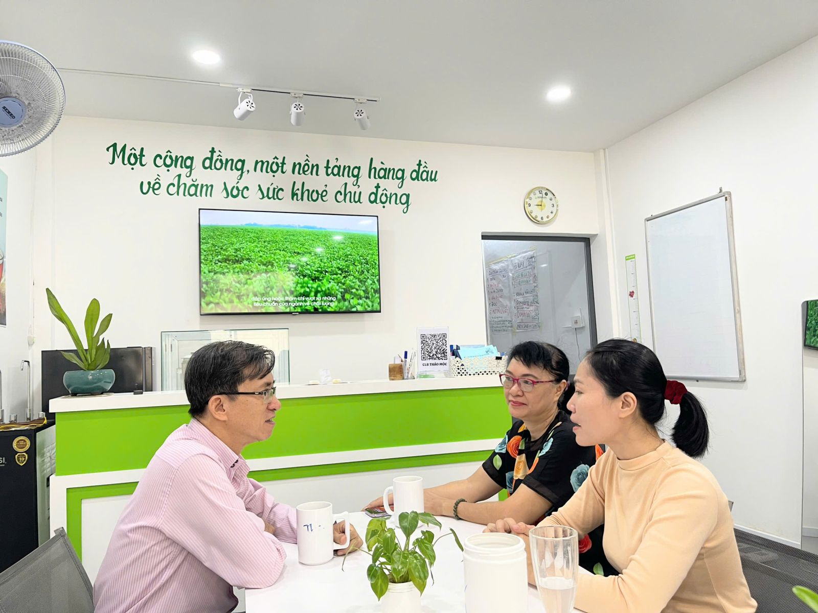 Lương Thị Hồng Quyên | Quyên yoga online